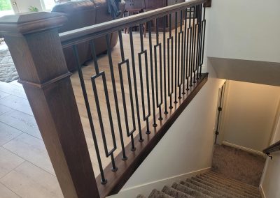 Highland Utah stair railing with rectangle balusters